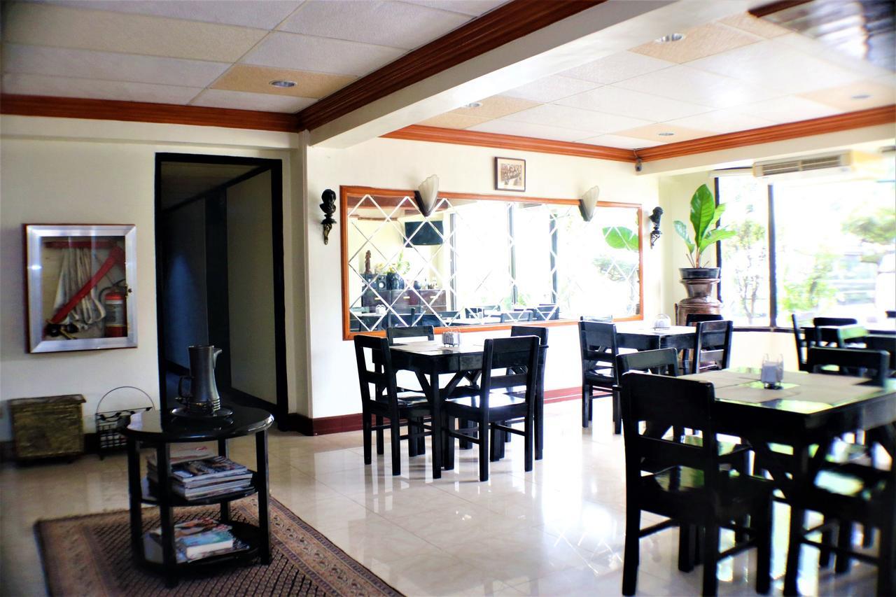 Zen Rooms Vest Grand Suites Bohol Tagbilaran City Bagian luar foto