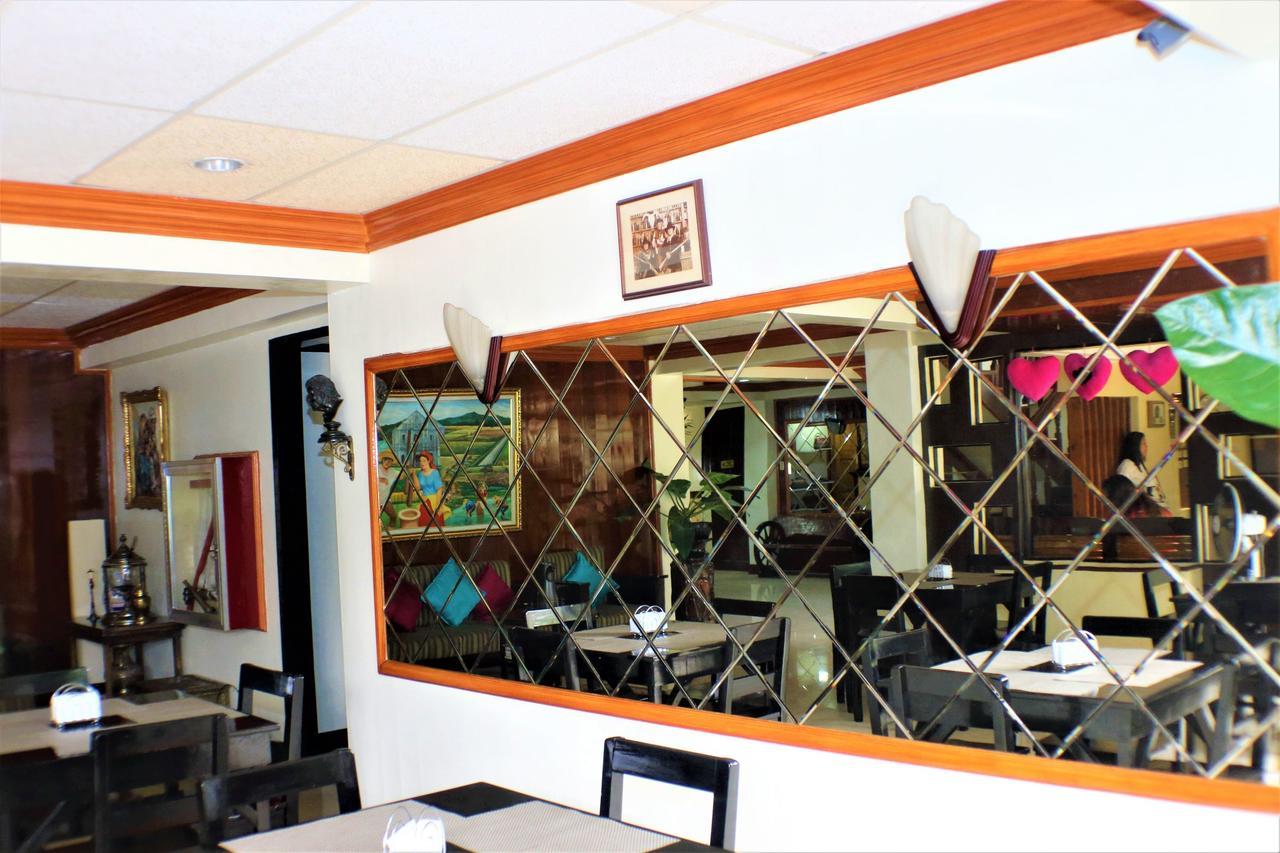 Zen Rooms Vest Grand Suites Bohol Tagbilaran City Bagian luar foto