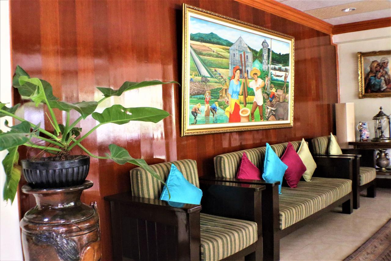 Zen Rooms Vest Grand Suites Bohol Tagbilaran City Bagian luar foto